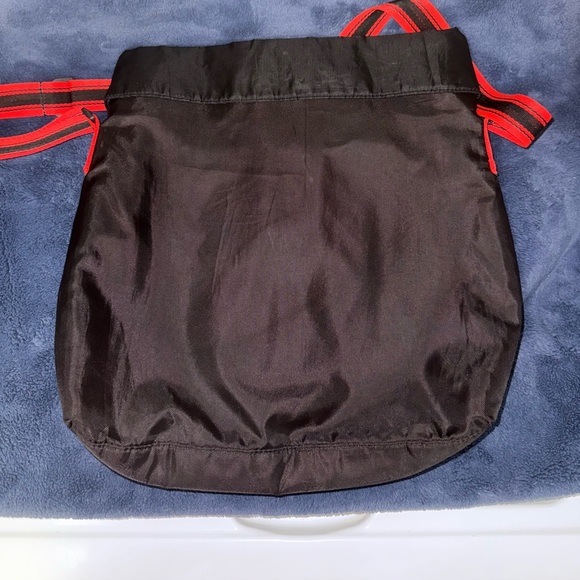 Under Armour Black Duffel Bag with Red Accents - Picture 2 of 5